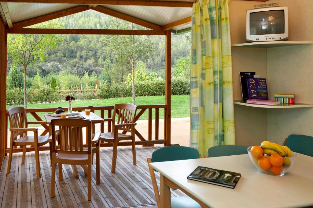 Camping Bassegoda Park Hotel Albanya Værelse billede
