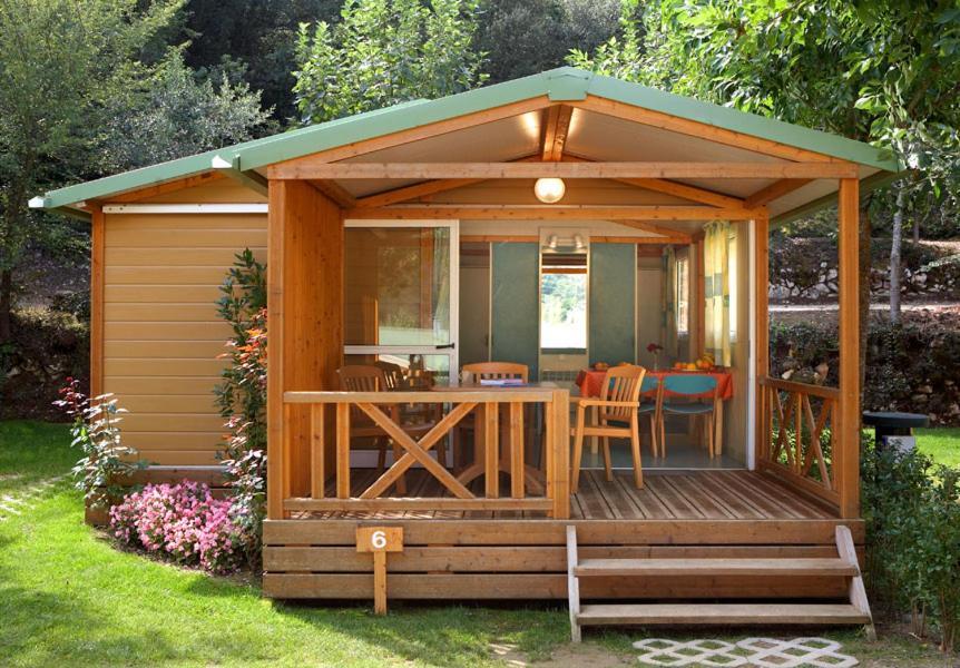 Camping Bassegoda Park Hotel Albanya Eksteriør billede